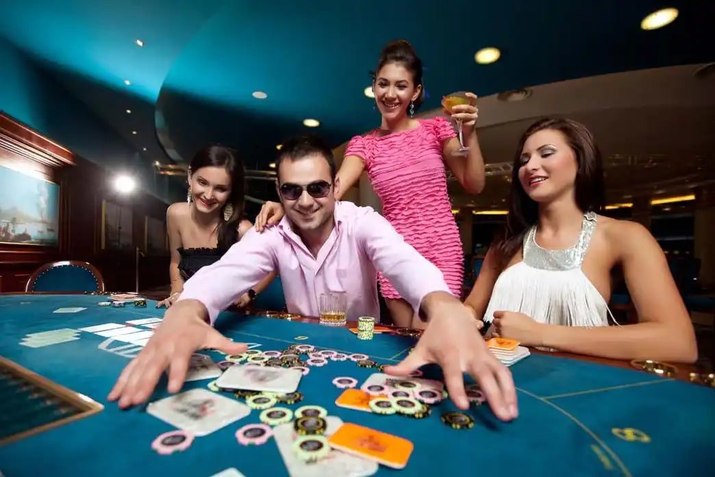 Dashboard loyalitas Bandar Poker menampilkan tier dan cashback